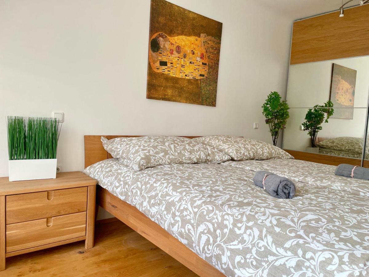 60 M2 Central Rooftop Apartment With Ac Вена Экстерьер фото