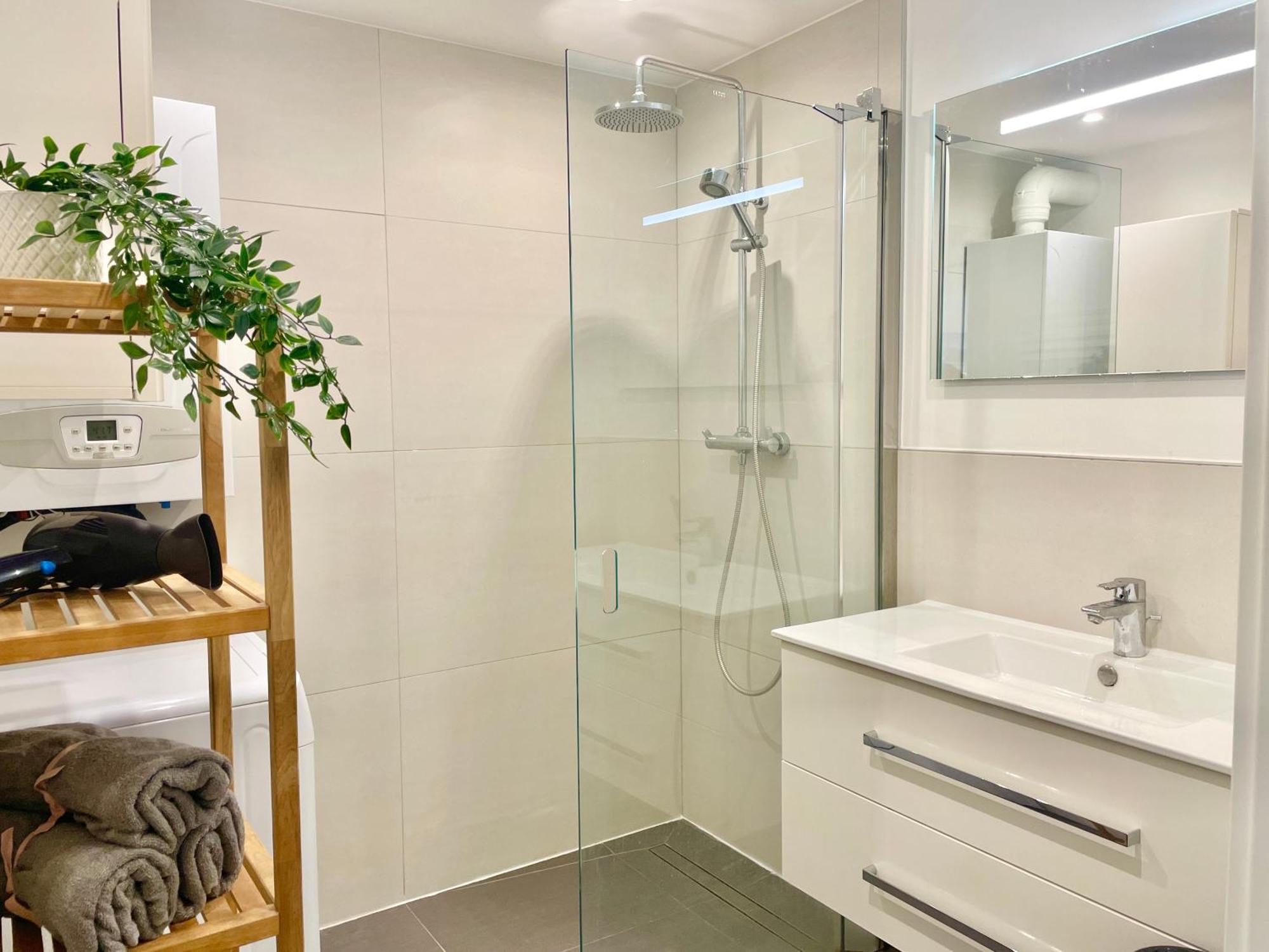 60 M2 Central Rooftop Apartment With Ac Вена Экстерьер фото