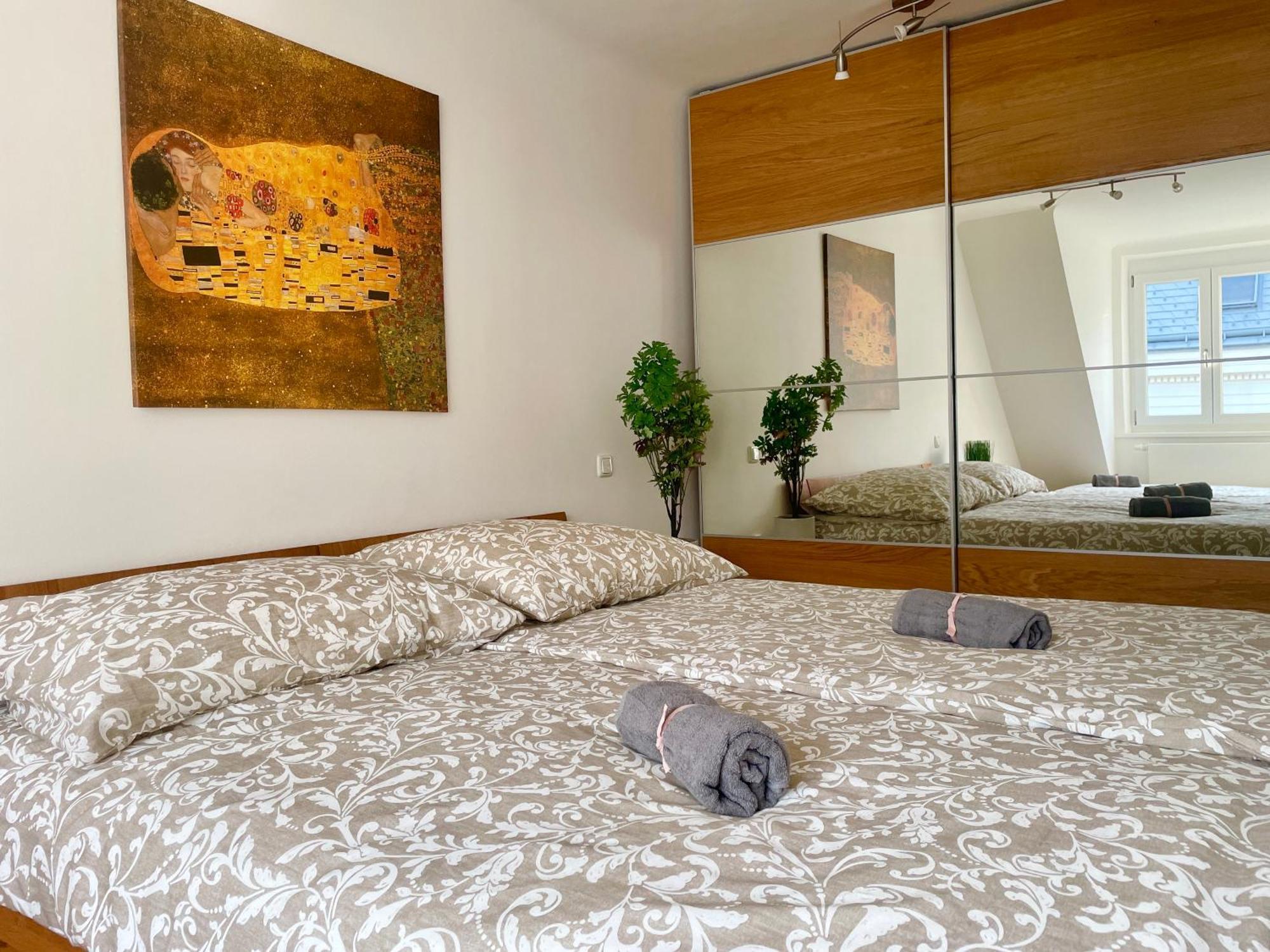 60 M2 Central Rooftop Apartment With Ac Вена Экстерьер фото